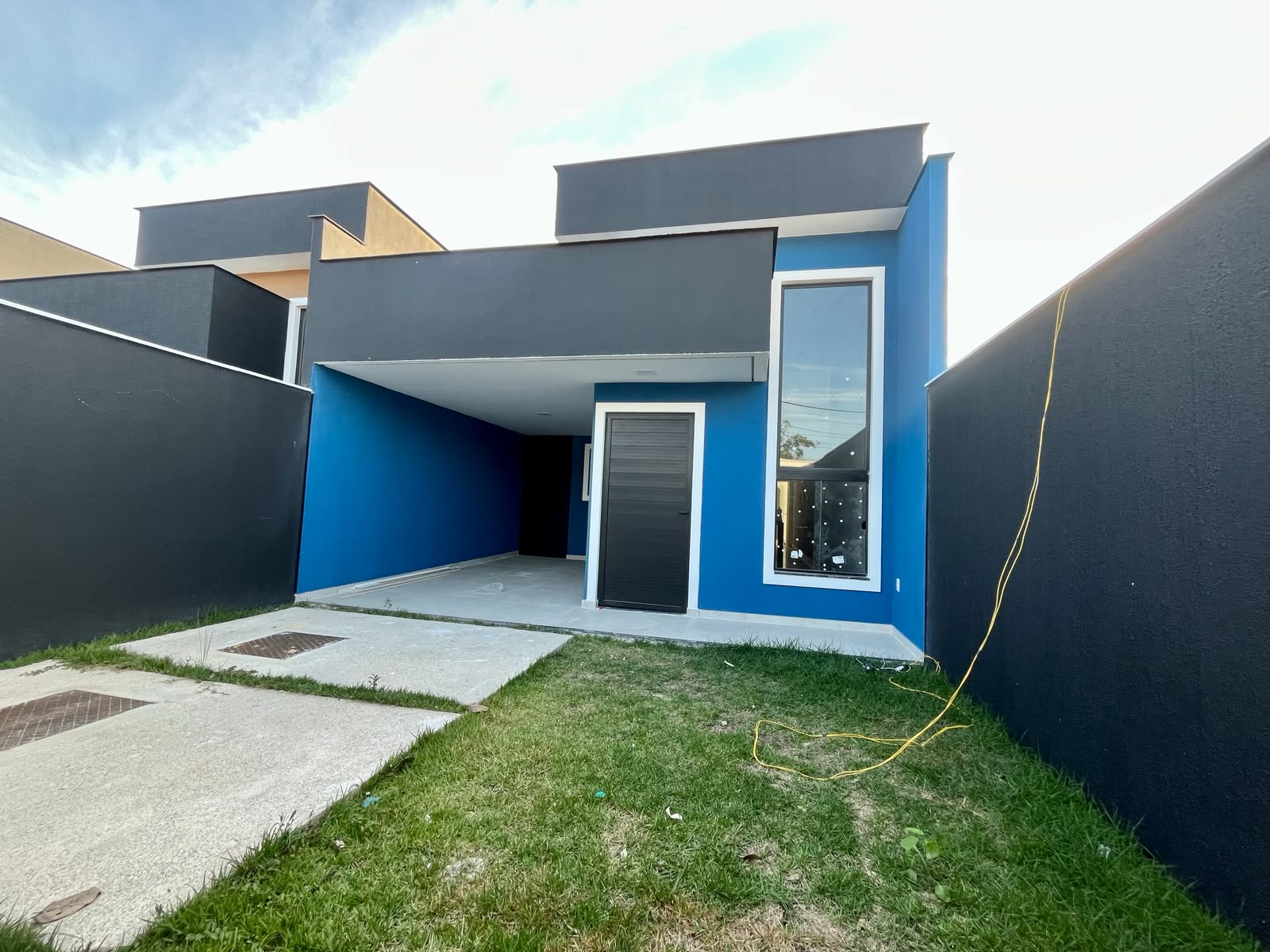 Casa linear com 2 quartos à venda no Jardim Atlântico Leste, Itaipuaçu, Maricá