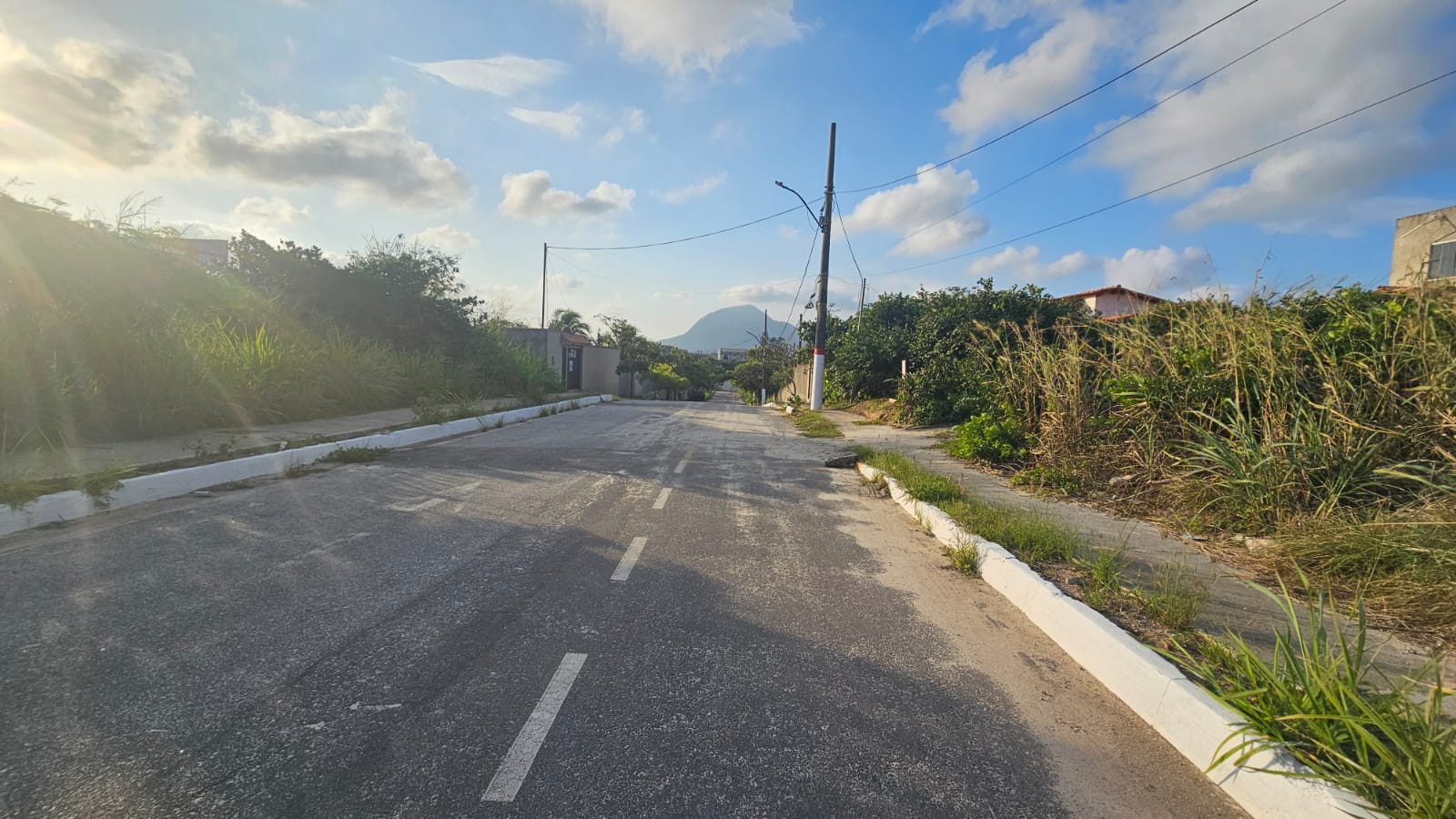 Terreno de 600m² Financiável a 1 Quadra da Praia no Jardim Atlântico Leste, Itaipuaçu – Maricá/RJ