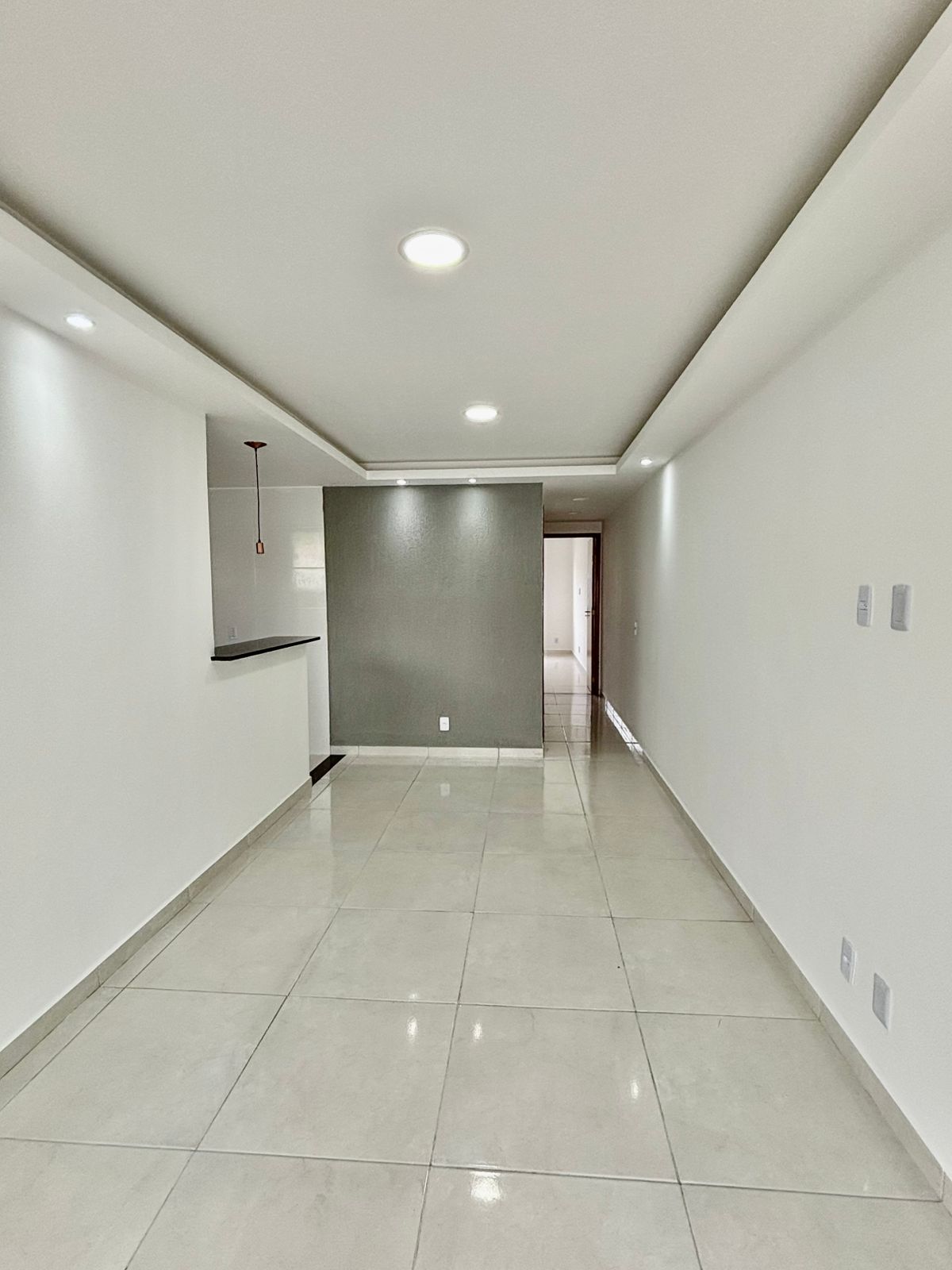 Casa linear com 2 quartos à venda no Jardim Atlântico Oeste, Itaipuaçu, Maricá/RJ