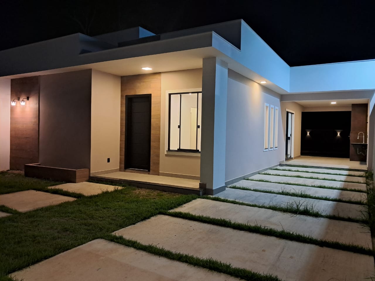 Maravilhosa Casa com 3 quartos e piscina no Parque Nanci, Maricá, RJ 