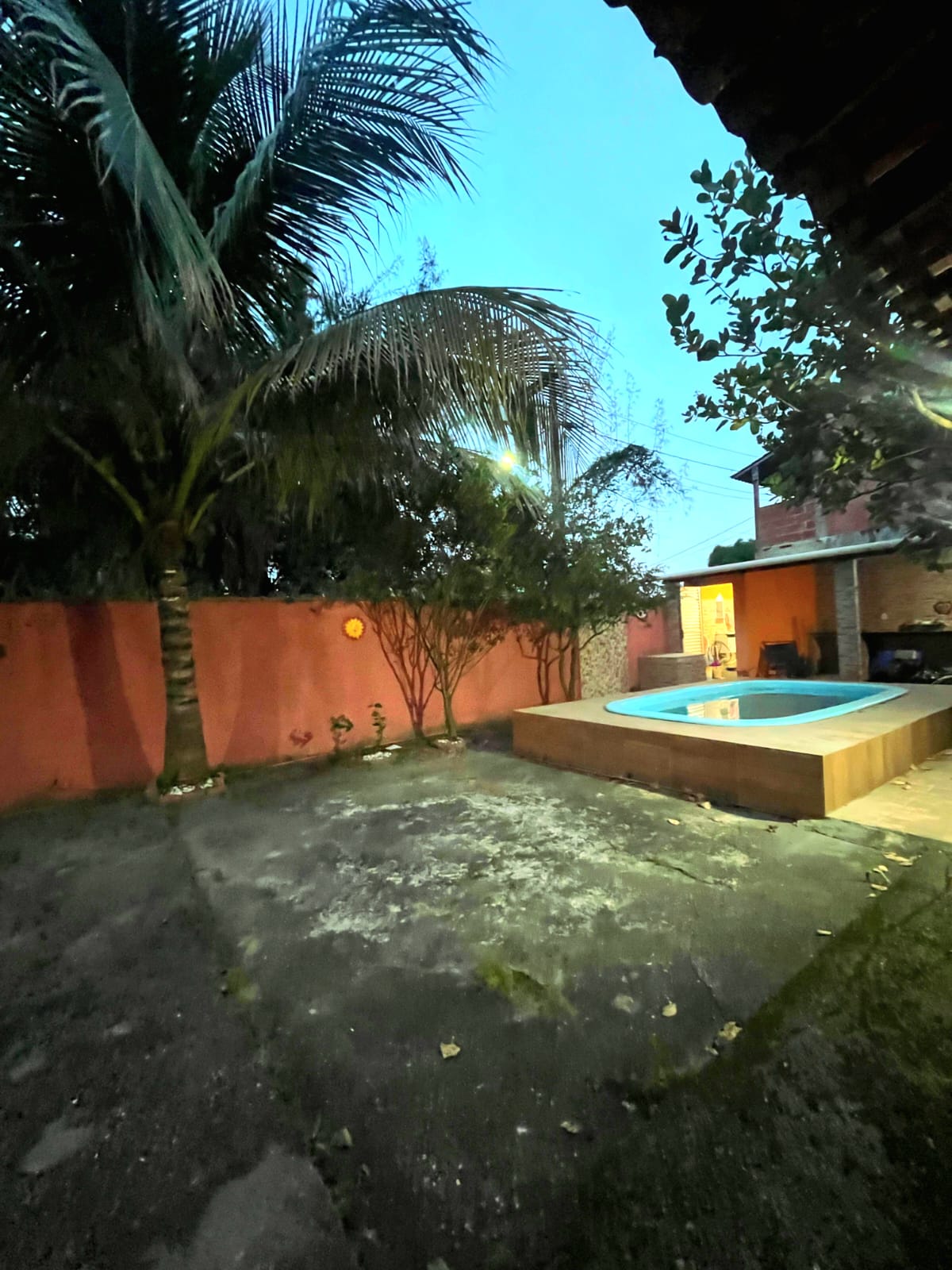 Casa à venda com piscina em Chácaras de Inoã, Maricá/RJ