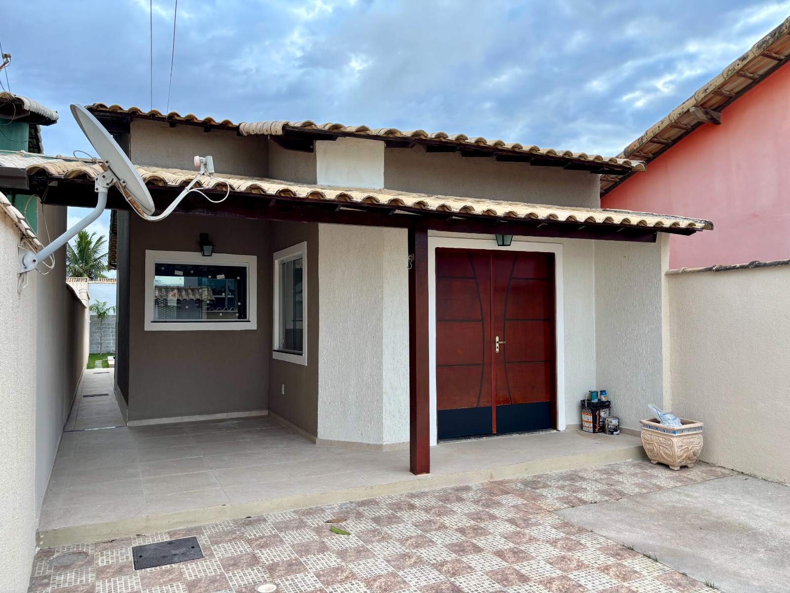 Casa com 2 quartos à venda no Jardim Atlântico Central, Itaipuaçu, Maricá/RJ.