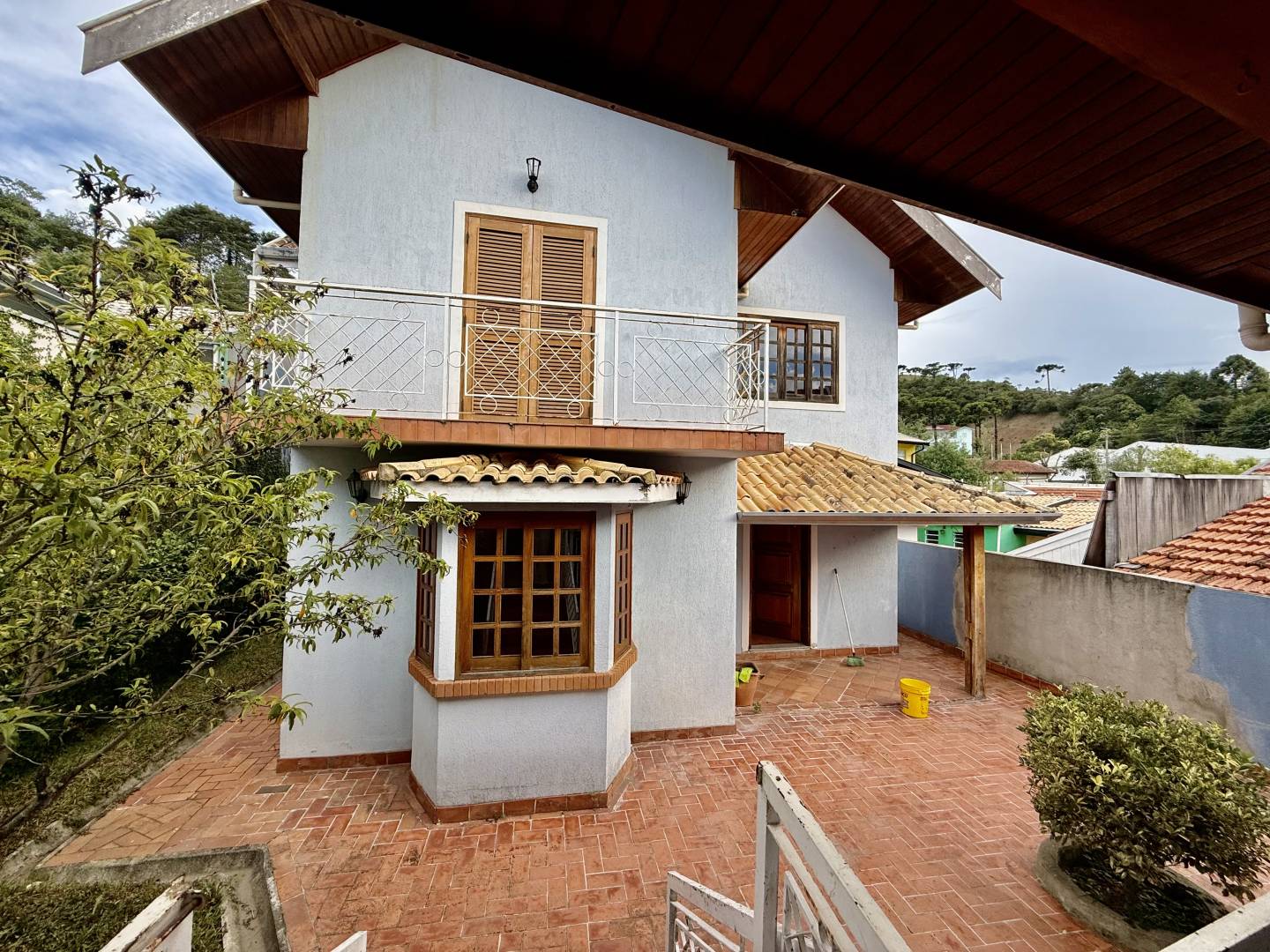 Casa para Locação Anual Residencial e Comercial em Campos do Jordão