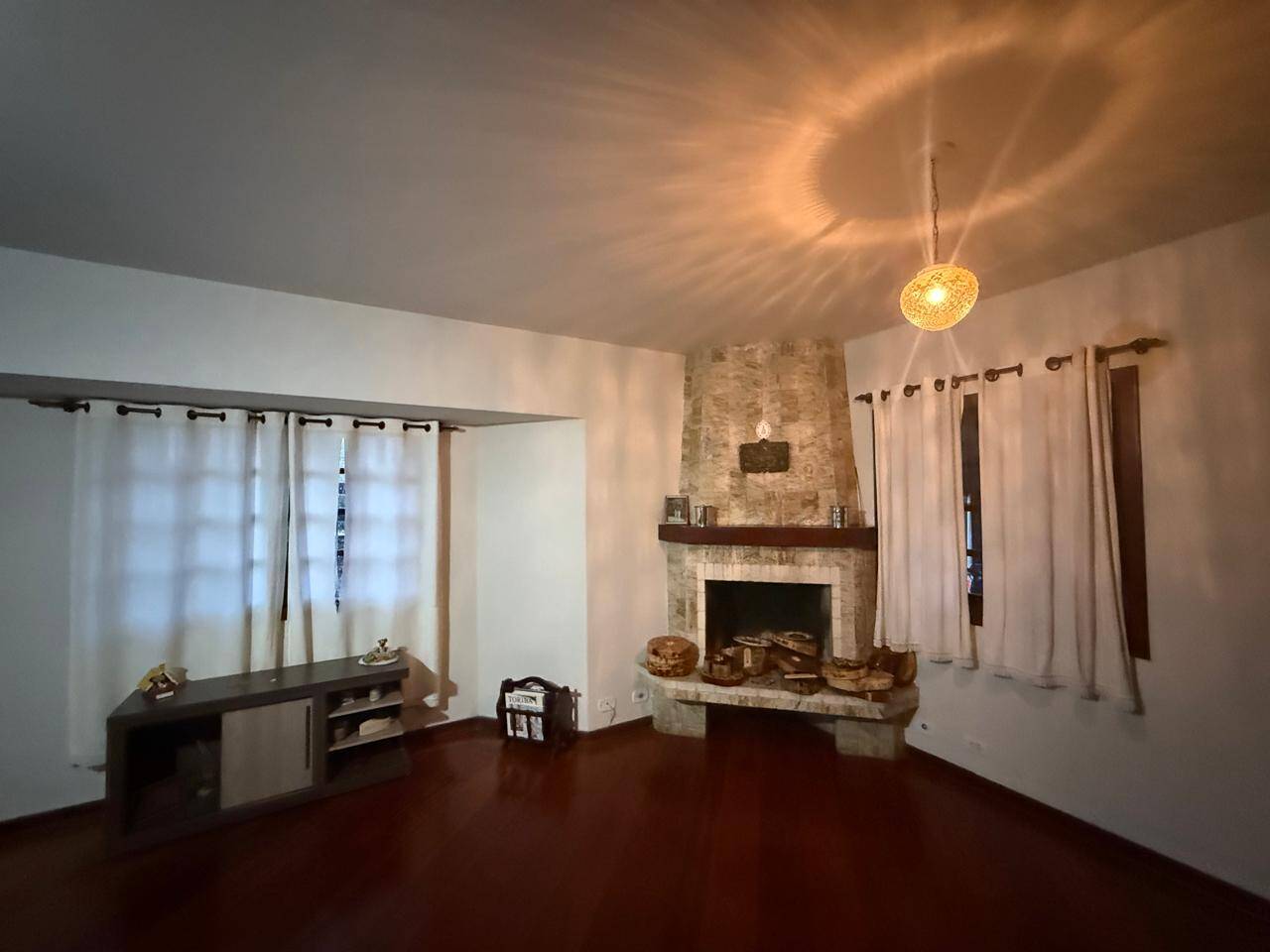 Casa a Venda a venda na Serra da Mantiqueira com uma Vista Incrível!