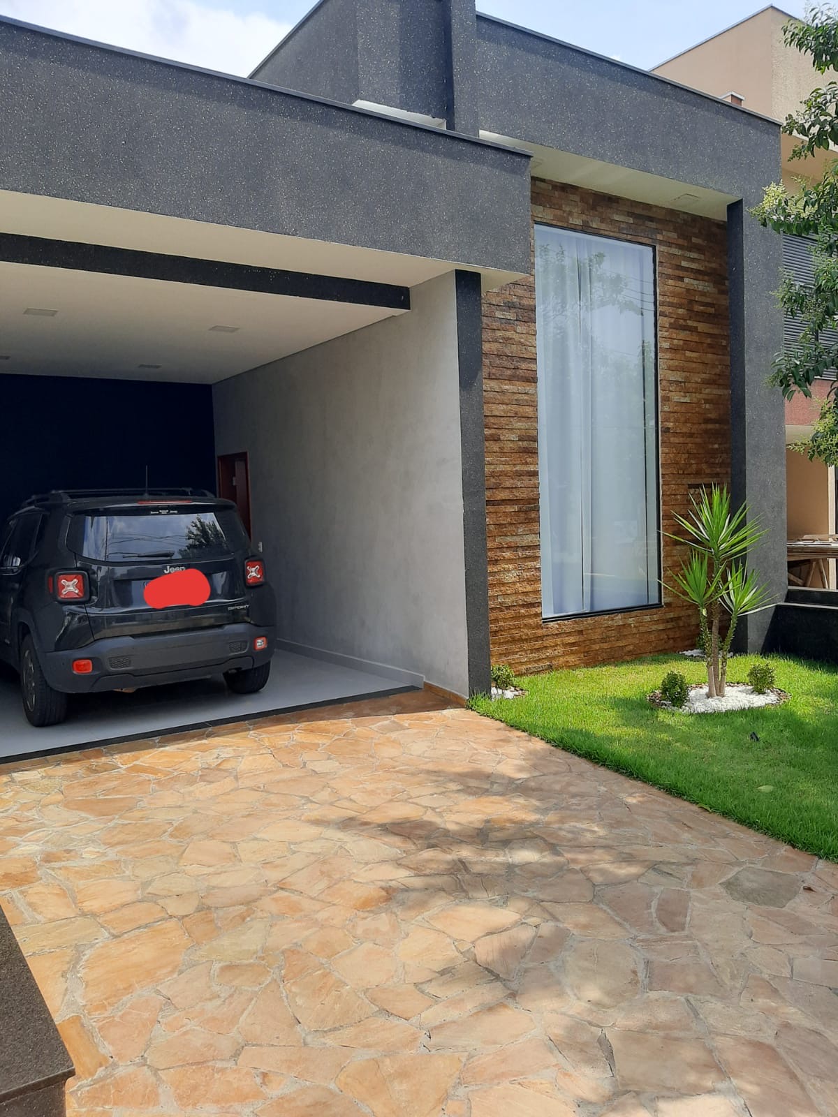Casa em condomínio
