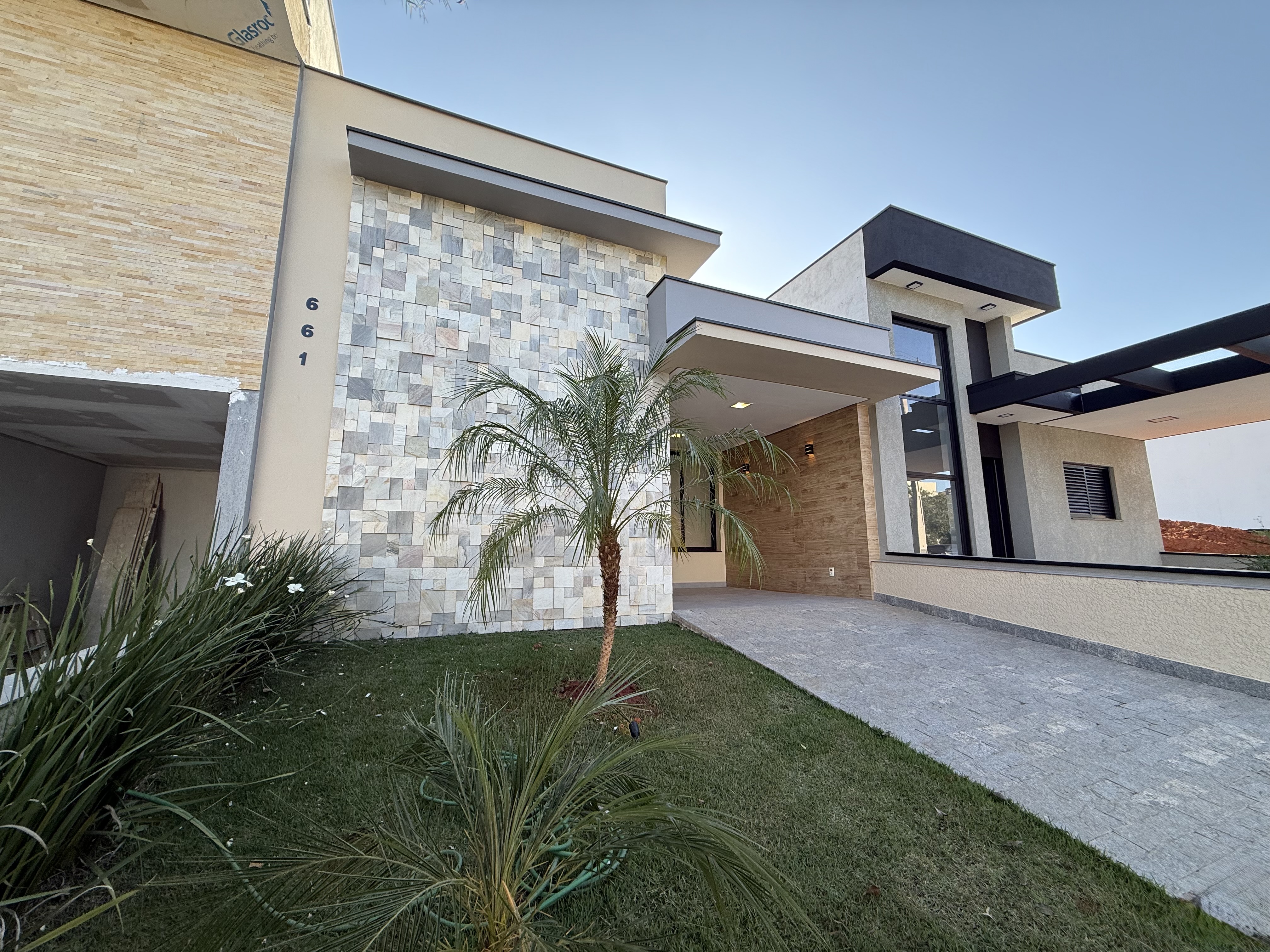 Casa em condomínio - Venda