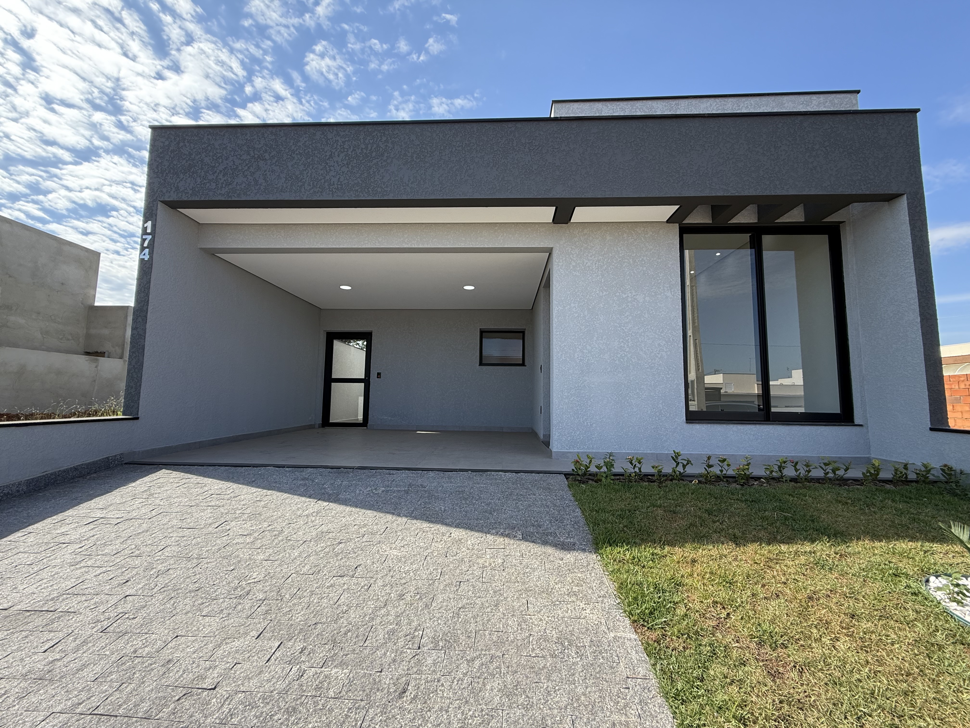 Casa em condomínio - Venda