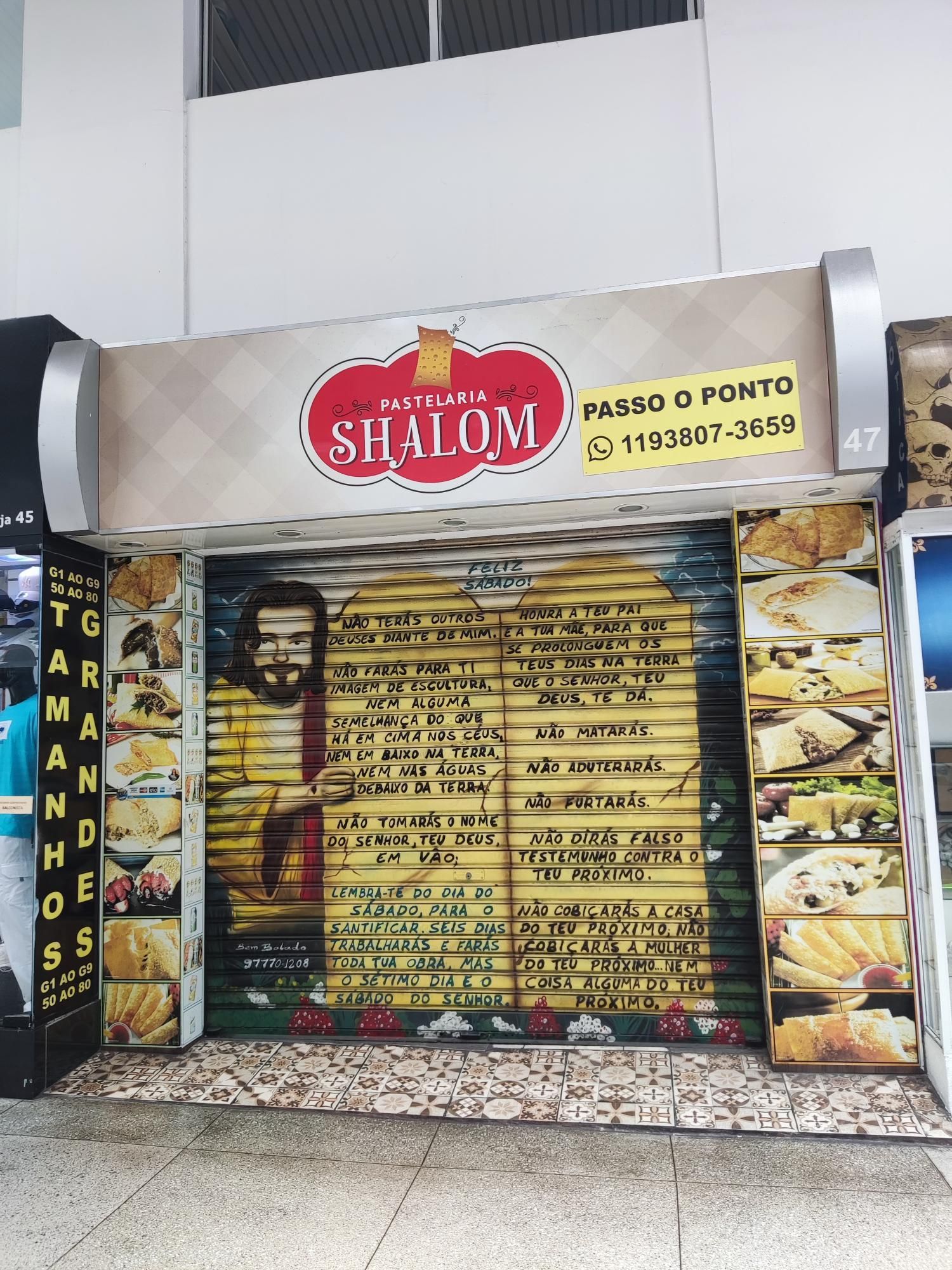 Loja em galeria comercial bem movimenta no Largo de Santo Amaro