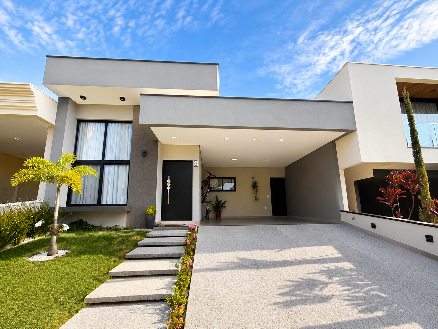 Casa com 3 dormitótios e escritorio no Condominio Tropicália Garden em Boituva
