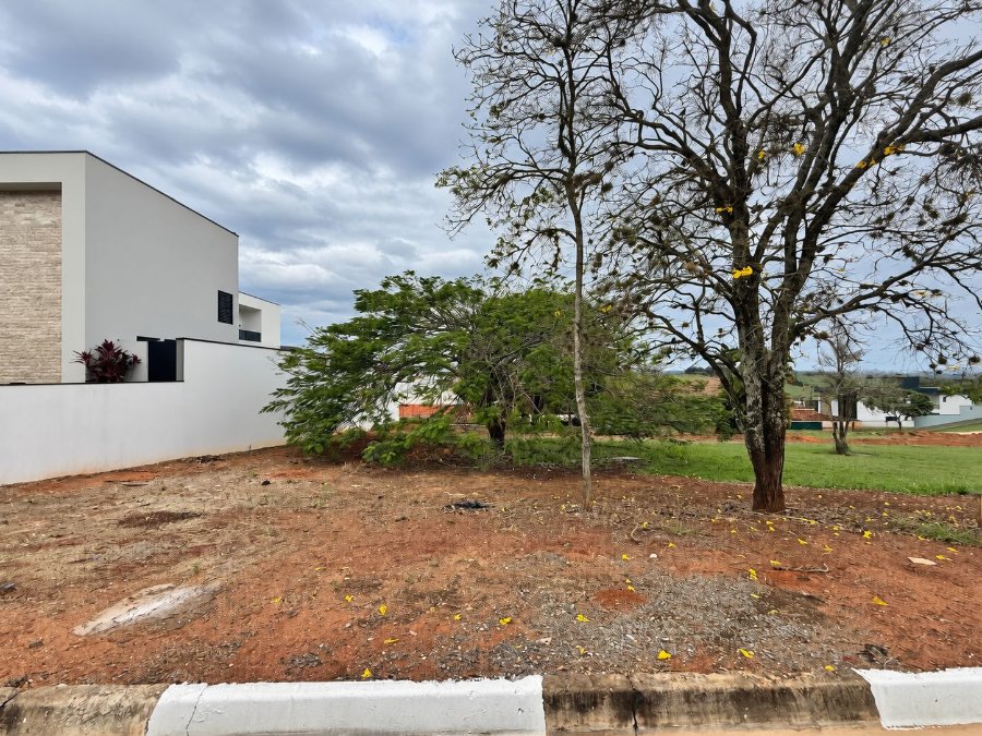 Excelente Terreno em condomínio no Portal das Estrelas  em Boituva