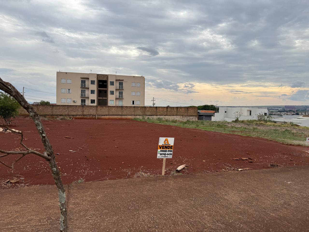 VENDA TERRENO JARDIM NOVA BRAÚNA