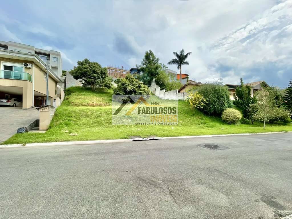 Cond. Village Los Angeles - Quadra C / Lote 13 - 516,20 m²