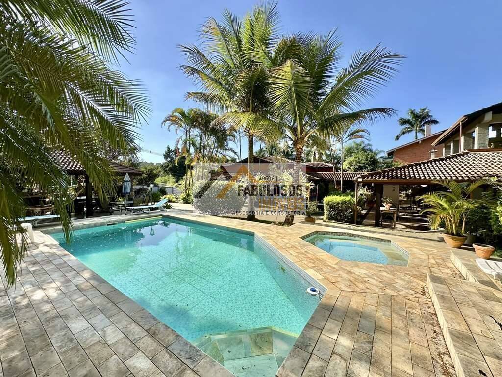 Fazendinha - TÉRREA! PORT. FECHADA, 3sts, piscina, gourmet!