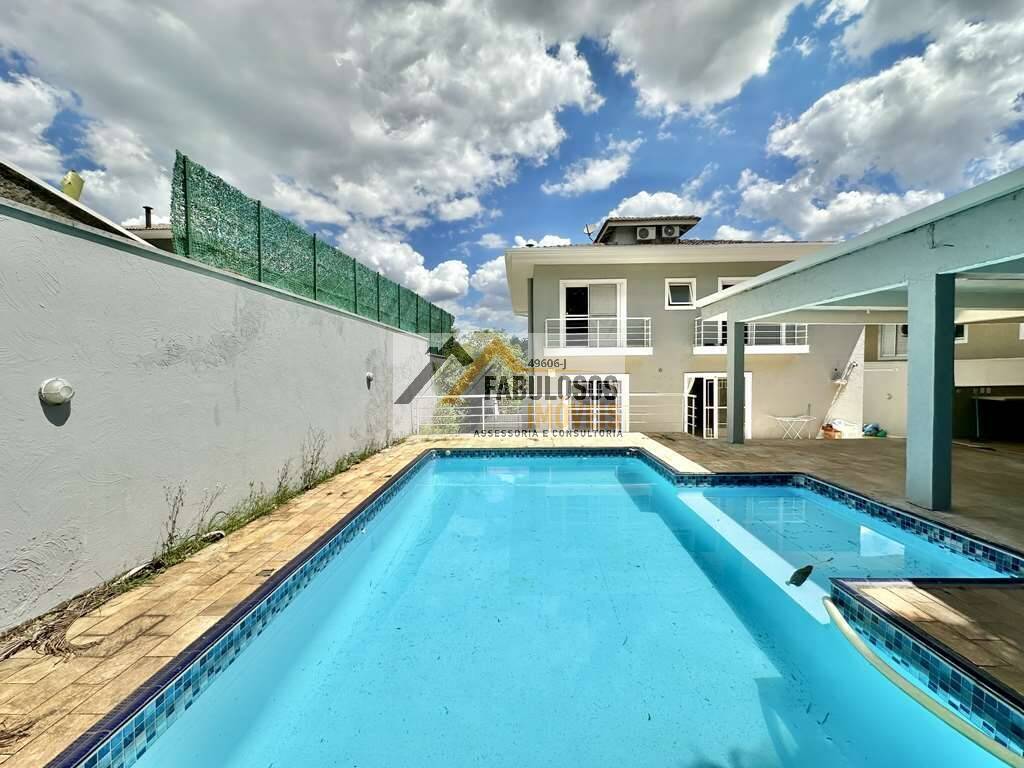 Cond. Golf Village - 4dorms/3sts, 2 escritórios, gourmet e piscina!