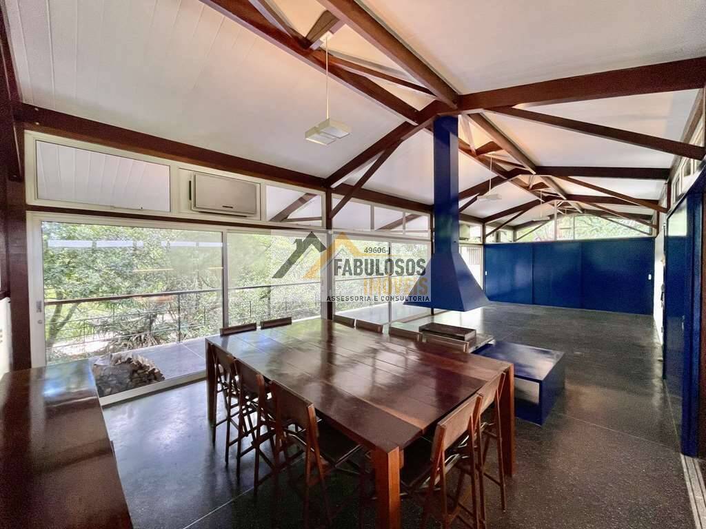 Cond. dos Arquitetos - Contemporânea e despojada! Casa ÚNICA e ESPECIAL!