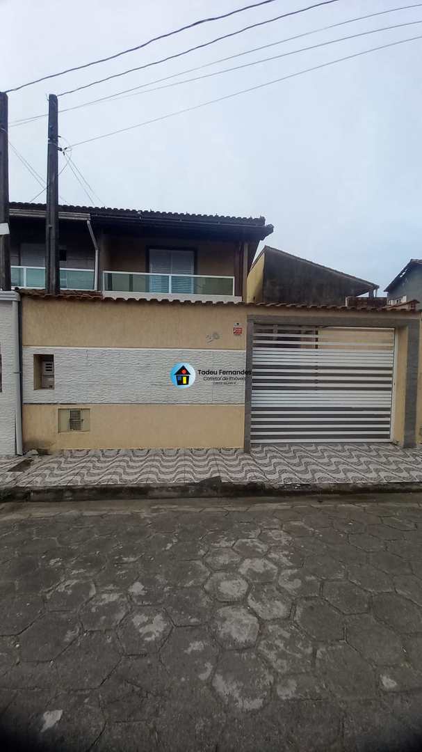 Sobrado com 2 quartos, Vila Vera Cruz, Mongaguá - R$ 550 mil, Cod: 239