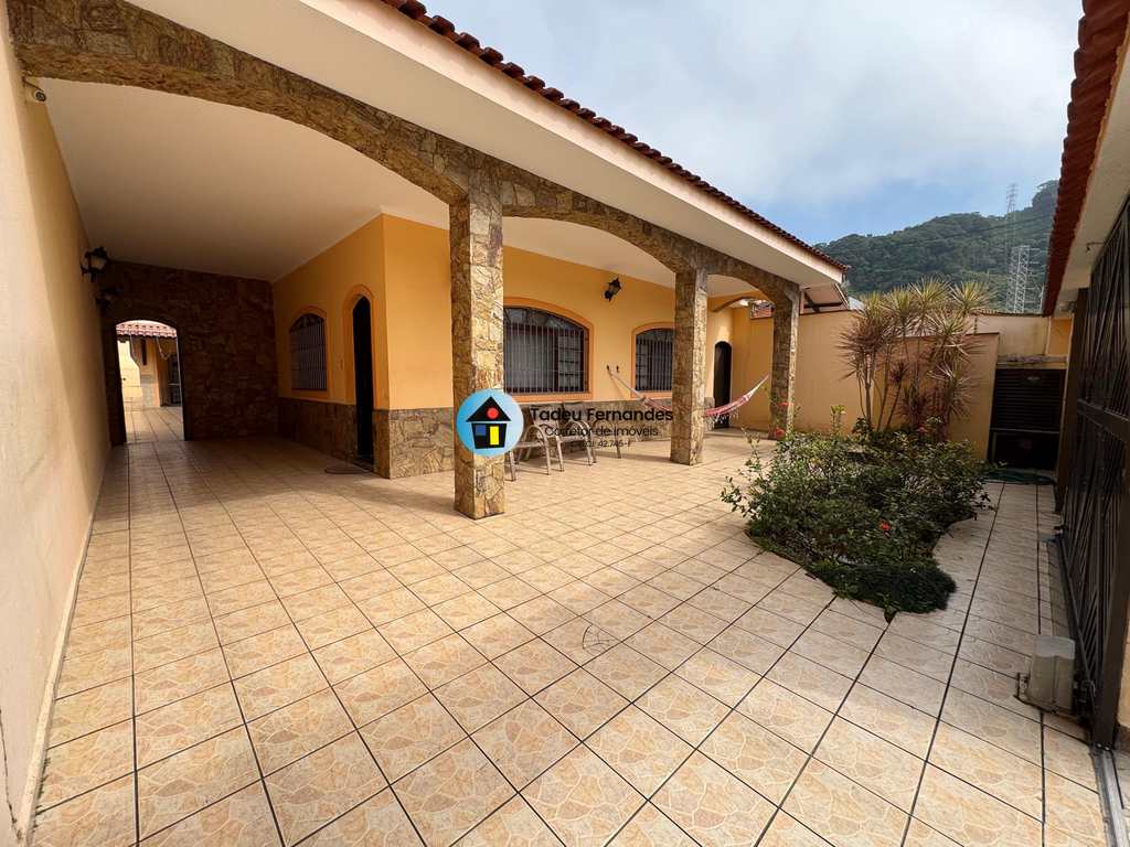 VENDO CASA EM MONGAGUÁ NO JD MARINA LOCALIZAÇÃO NOBRE