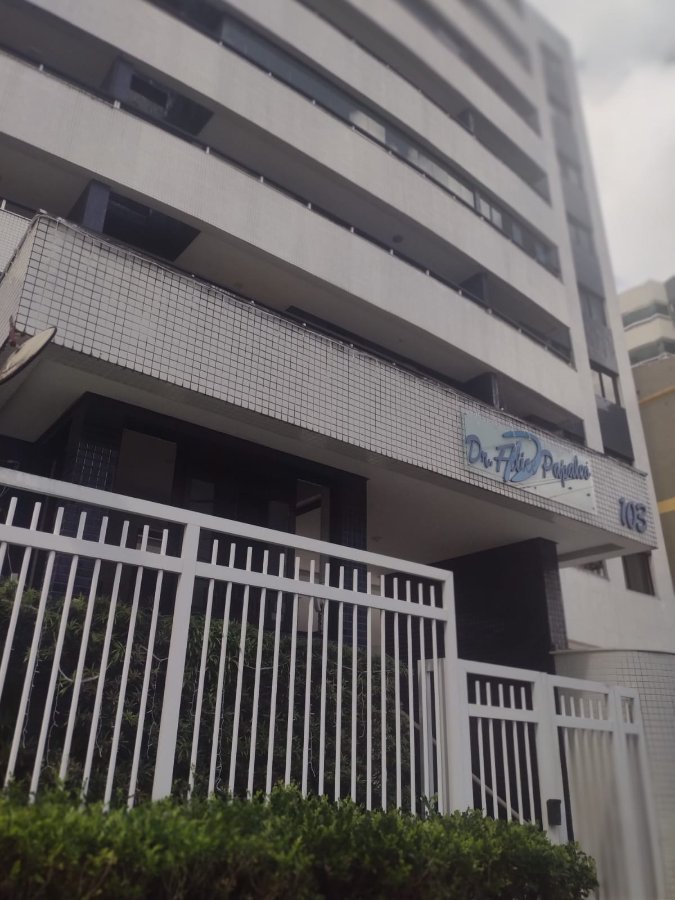 Apartamento de 2 Quartos (1 Suíte) com 1 Vaga no Canela