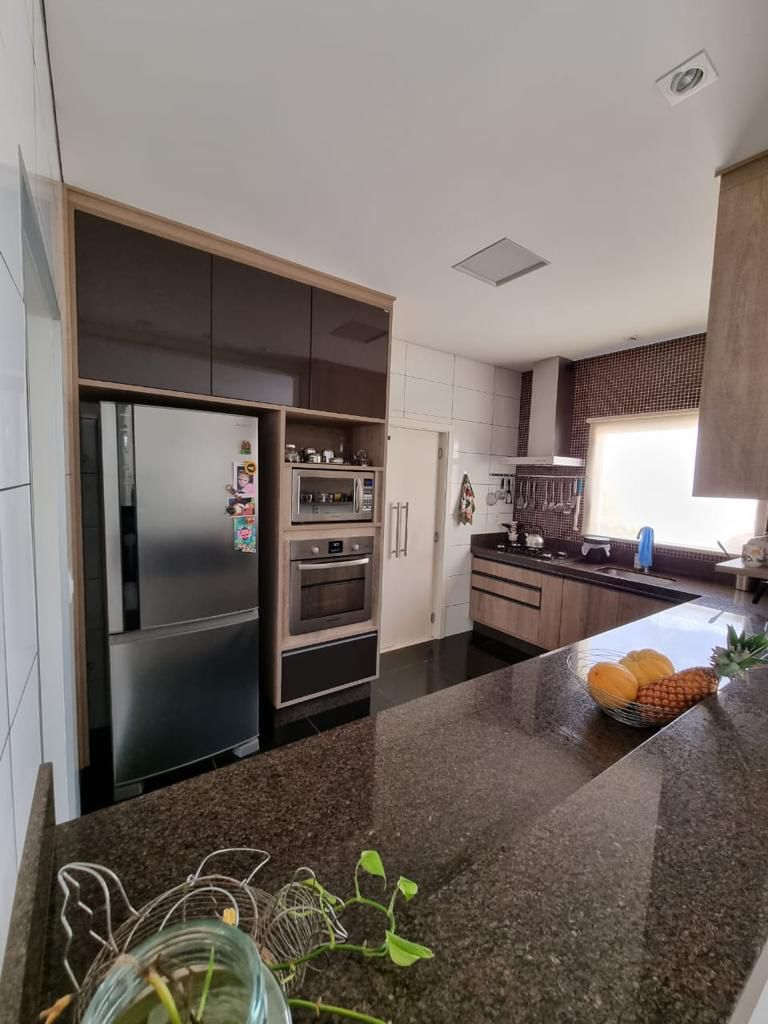 Casa á venda c/ 03 dormitórios, Condomínio Village Araçoiaba - Araçoiaba da Serra/SP