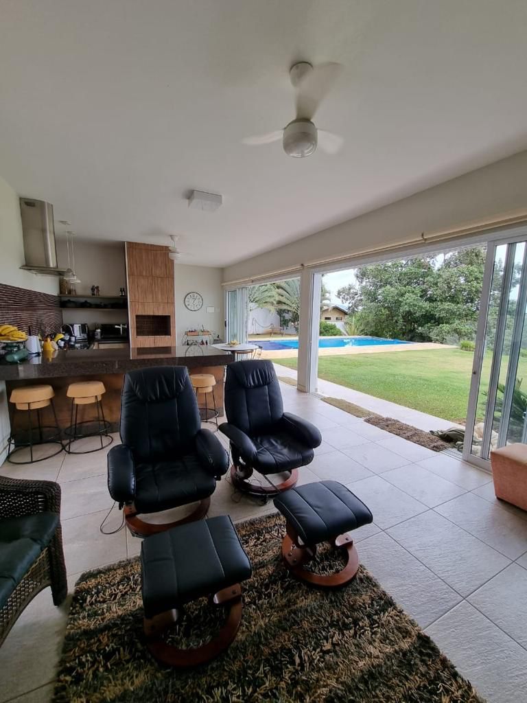 Casa á venda c/ 03 dormitórios, Condomínio Village Araçoiaba - Araçoiaba da Serra/SP