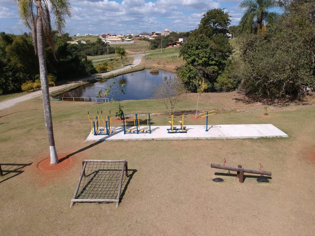 Casa á venda c/ 03 dormitórios, Condomínio Village Araçoiaba - Araçoiaba da Serra/SP