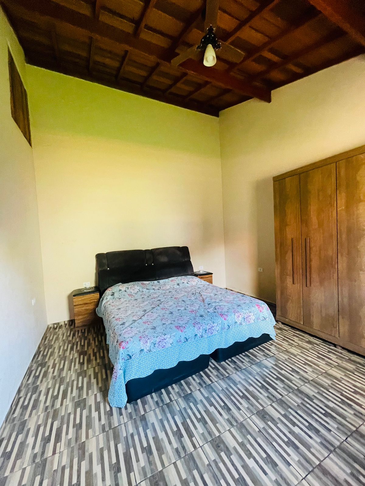 Chácara à venda, 200m² por R$ 450.000 - Bairro Jerivá - Boituva/SP