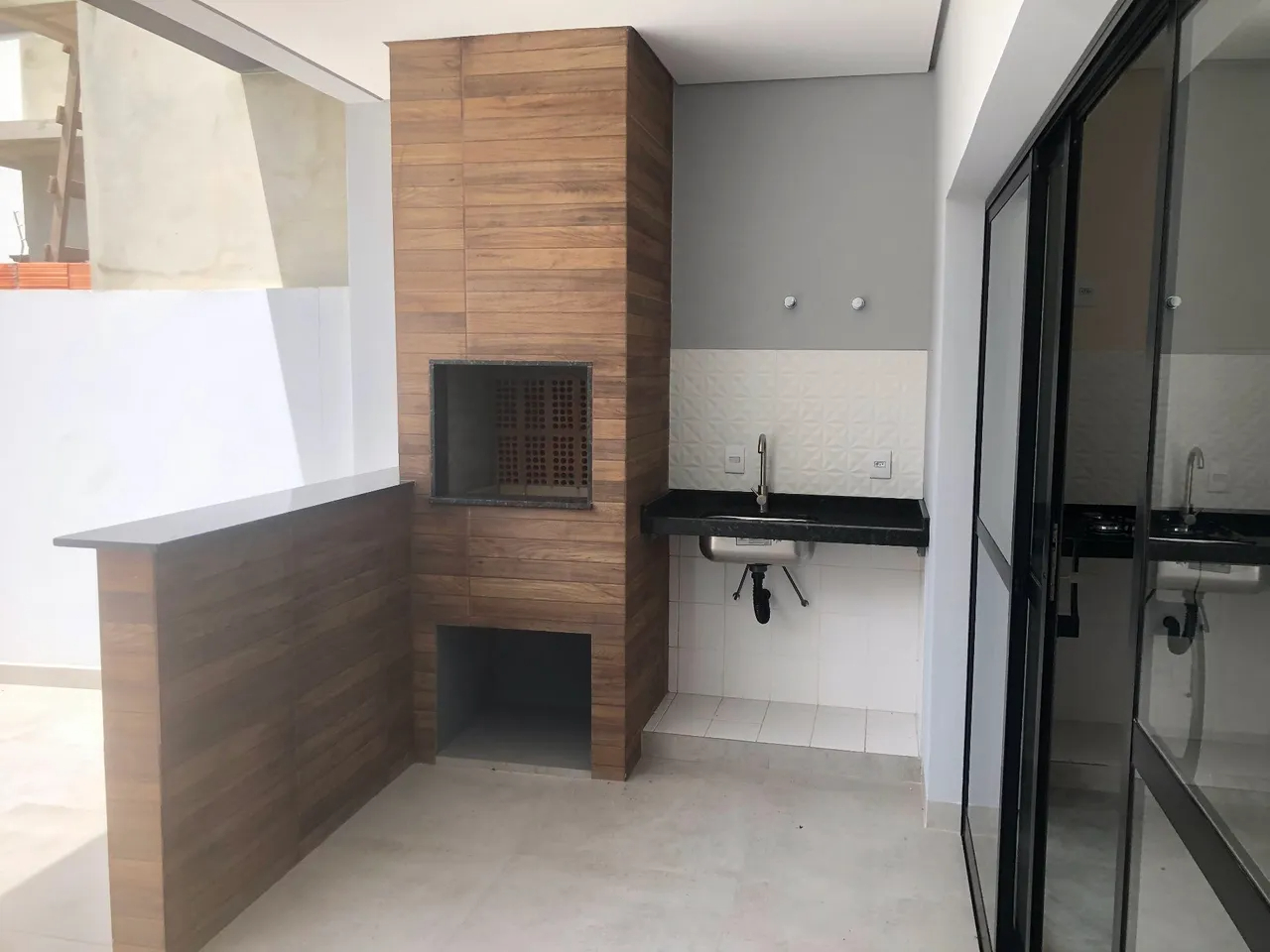 Sobrado Novo com Piscina à Venda no Ypê 3 – Condomínio Fechado em Tatuí
