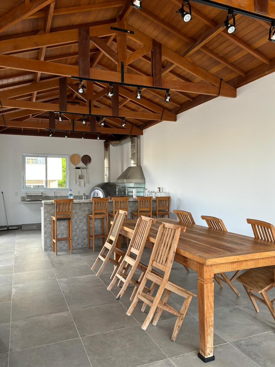 Apartamento de Luxo no Centro de TATUÍ SP - Oportunidade Imperdível!