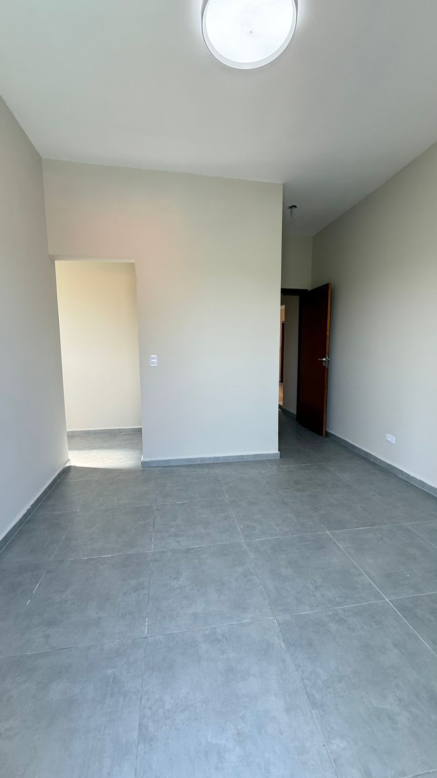 Linda casa a venda no condomínio Ninho Verde - Porangaba/SP.