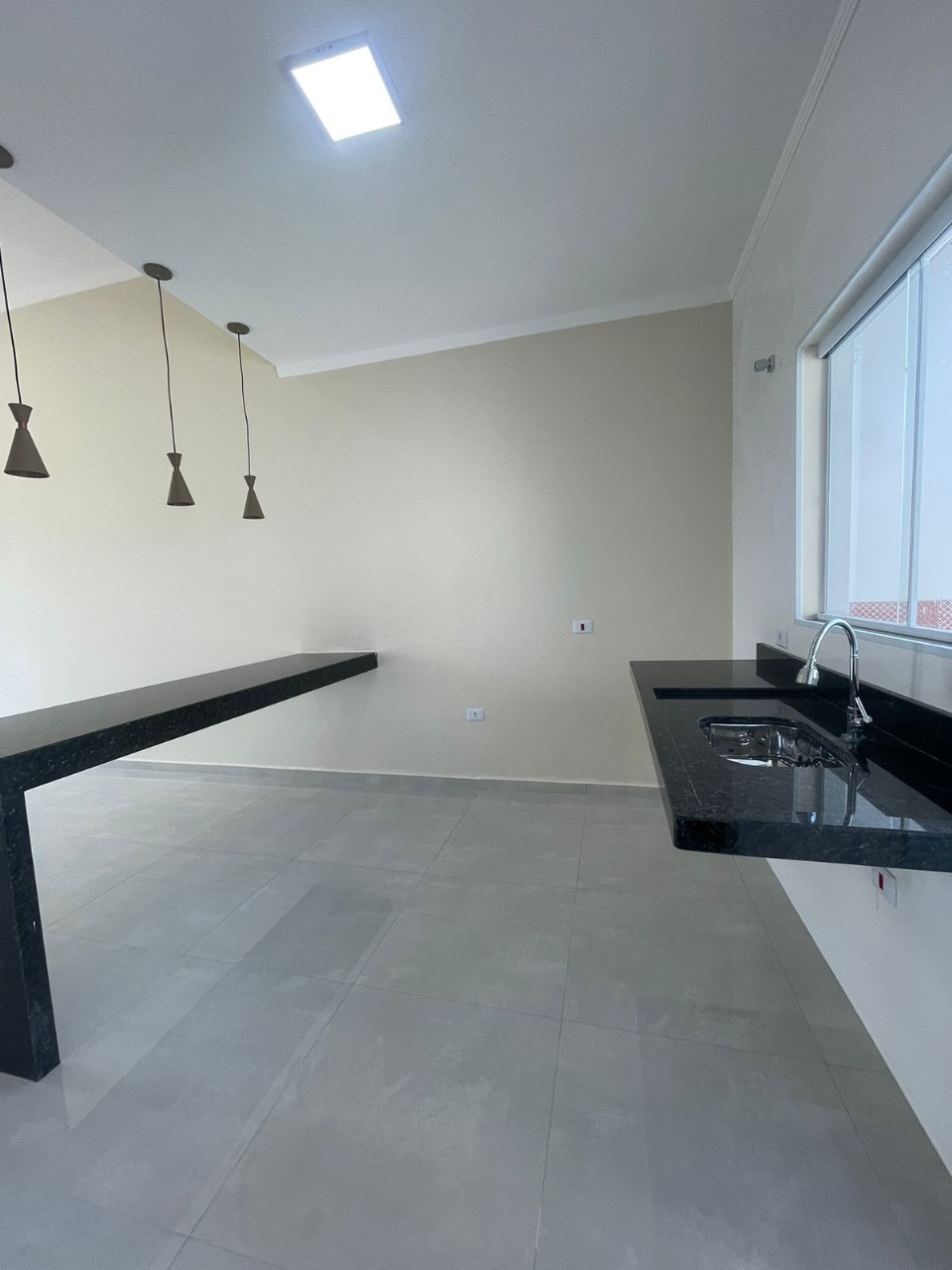 Casa á venda c/ 02 dormitórios, Bairro Campestre - Boituva