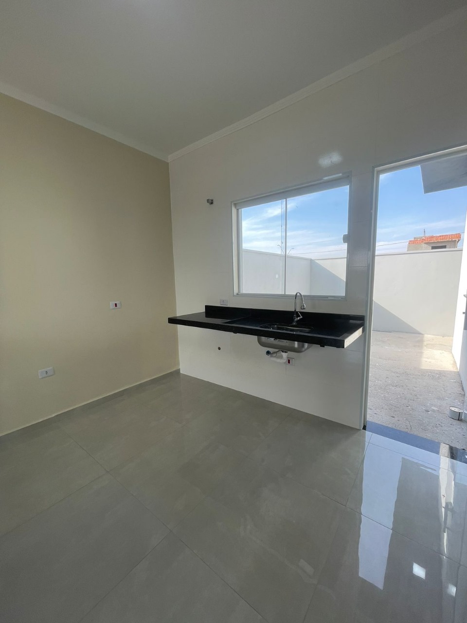 Casa á venda c/ 02 dormitórios, Bairro Campestre - Boituva
