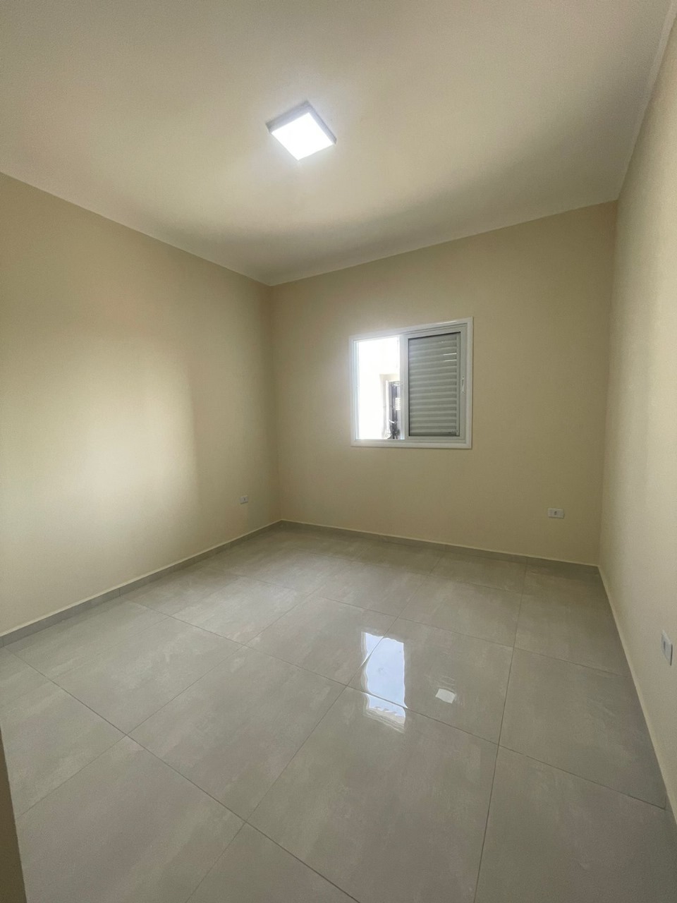 Casa á venda c/ 02 dormitórios, Bairro Campestre - Boituva