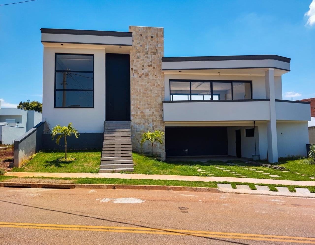 Casa à Venda no Condomínio Portal Ville Jardim Europa, Boituva 