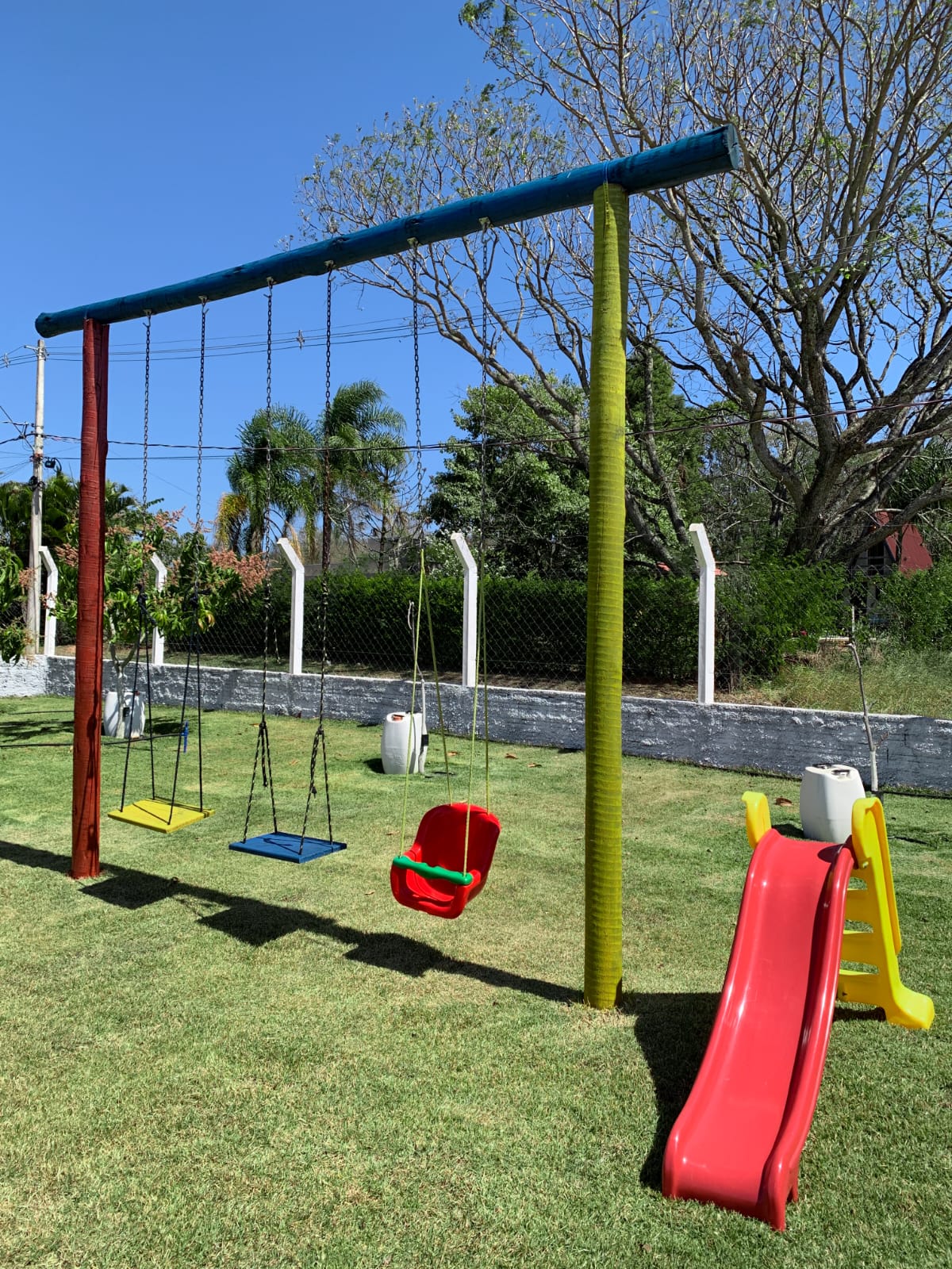Descubra seu Paraíso Particular no Recanto da Castelo!