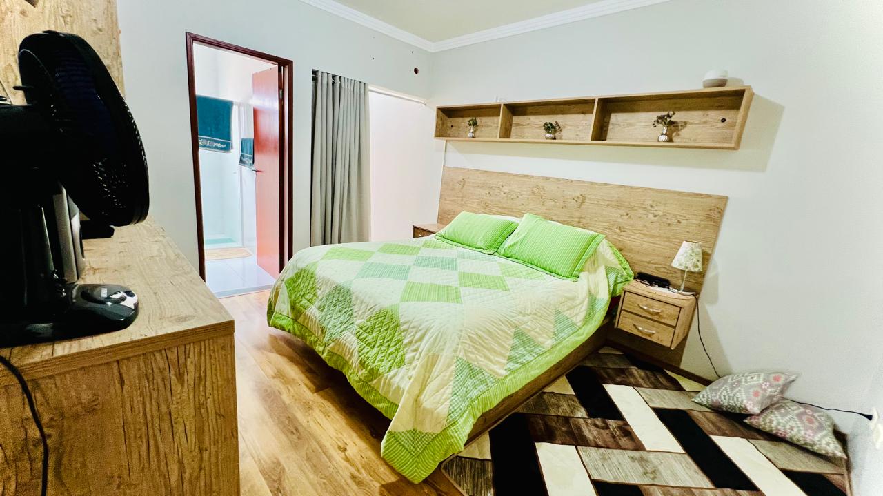 Casa com 3 dormitórios à venda, 300m² por R$ 730.000 - Jardim Esplanada - Boituva/SP