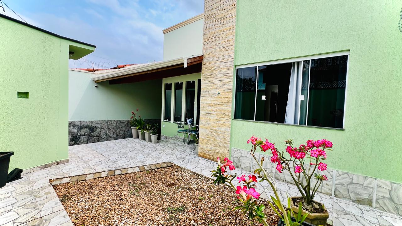 Casa com 3 dormitórios à venda, 300m² por R$ 730.000 - Jardim Esplanada - Boituva/SP