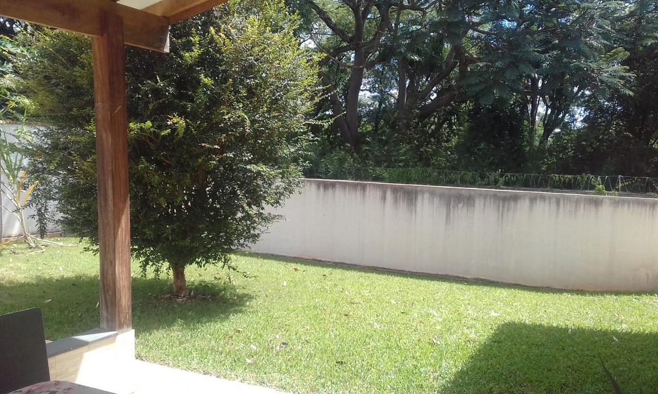Sobrado á Venda no Condomínio Portal dos Pássaros, Boituva - SP