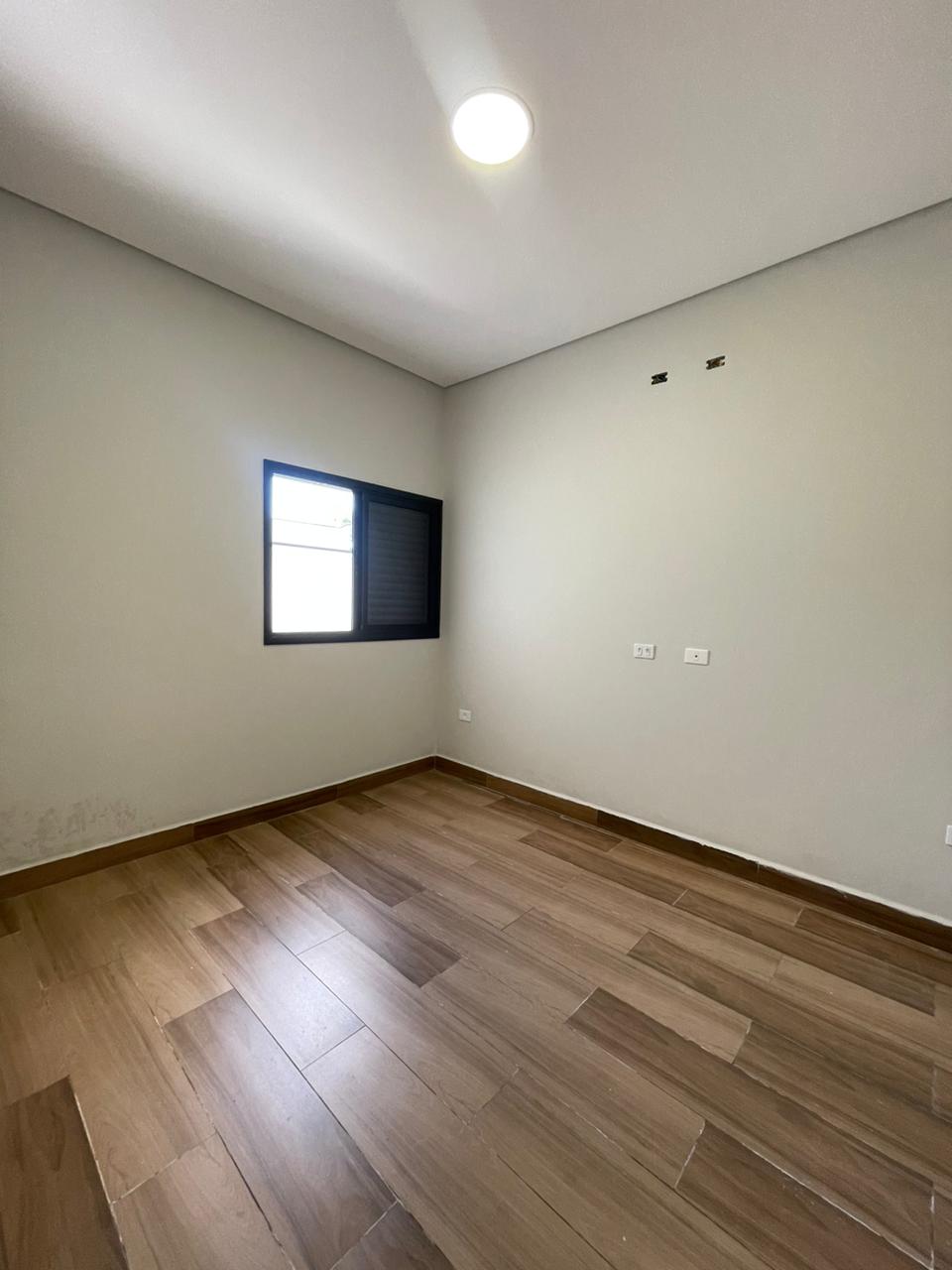Casa à Venda no Bairro Parque das Árvores em Boituva