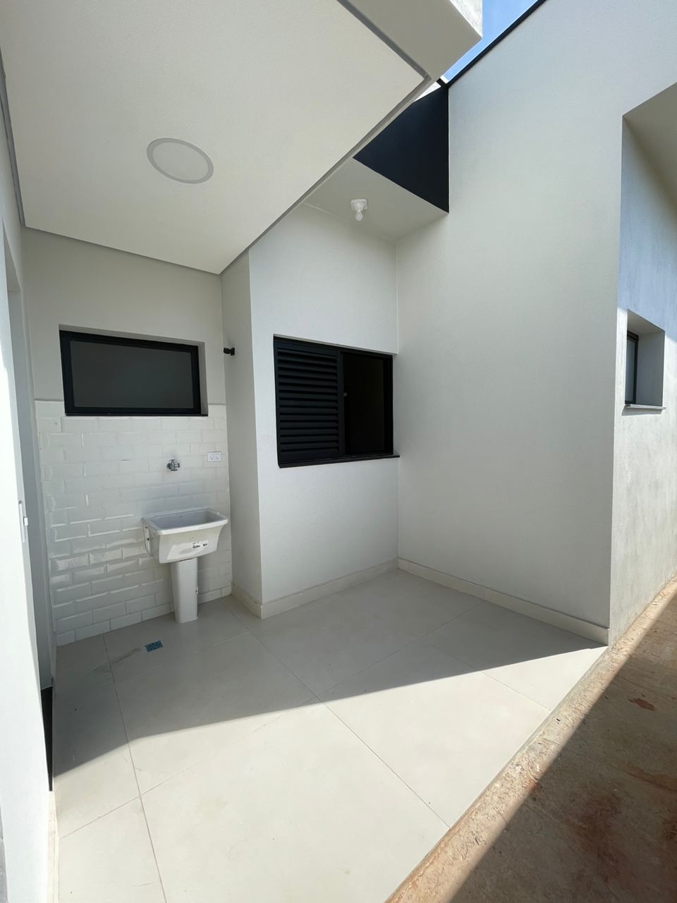 Casa à Venda no Bairro Parque das Árvores em Boituva