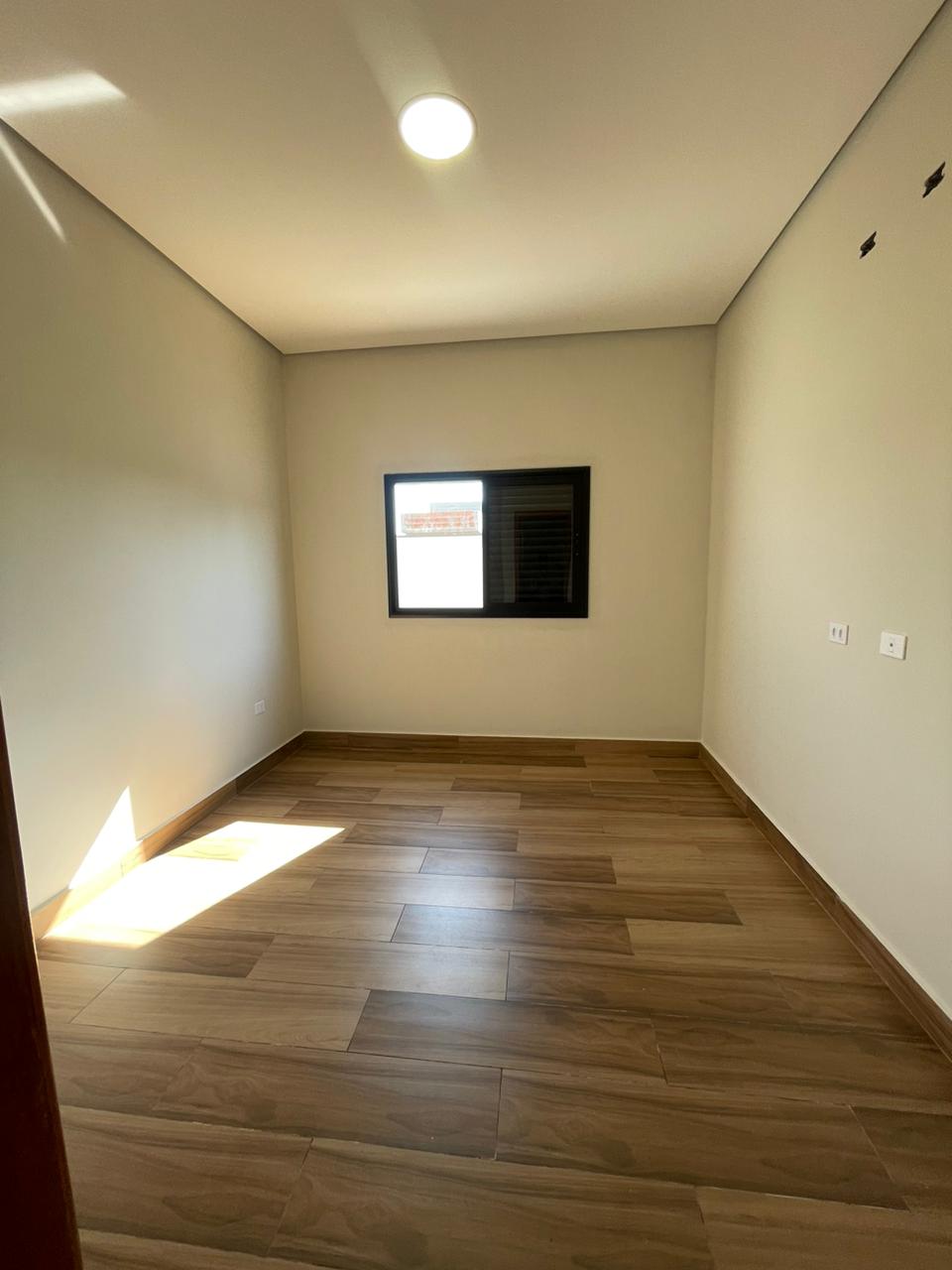 Casa à Venda no Bairro Parque das Árvores em Boituva