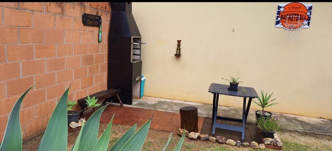 Descubra seu Novo Lar em Jardim Rosa Garcia II / San Marino - Casa à Venda por R$ 270.000