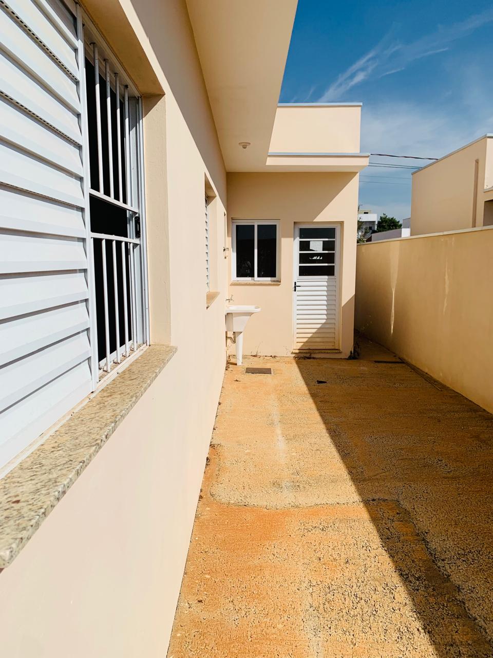 Casa à Venda no Bairro GSP, Boituva - 2 Dormitórios, R$ 300.000