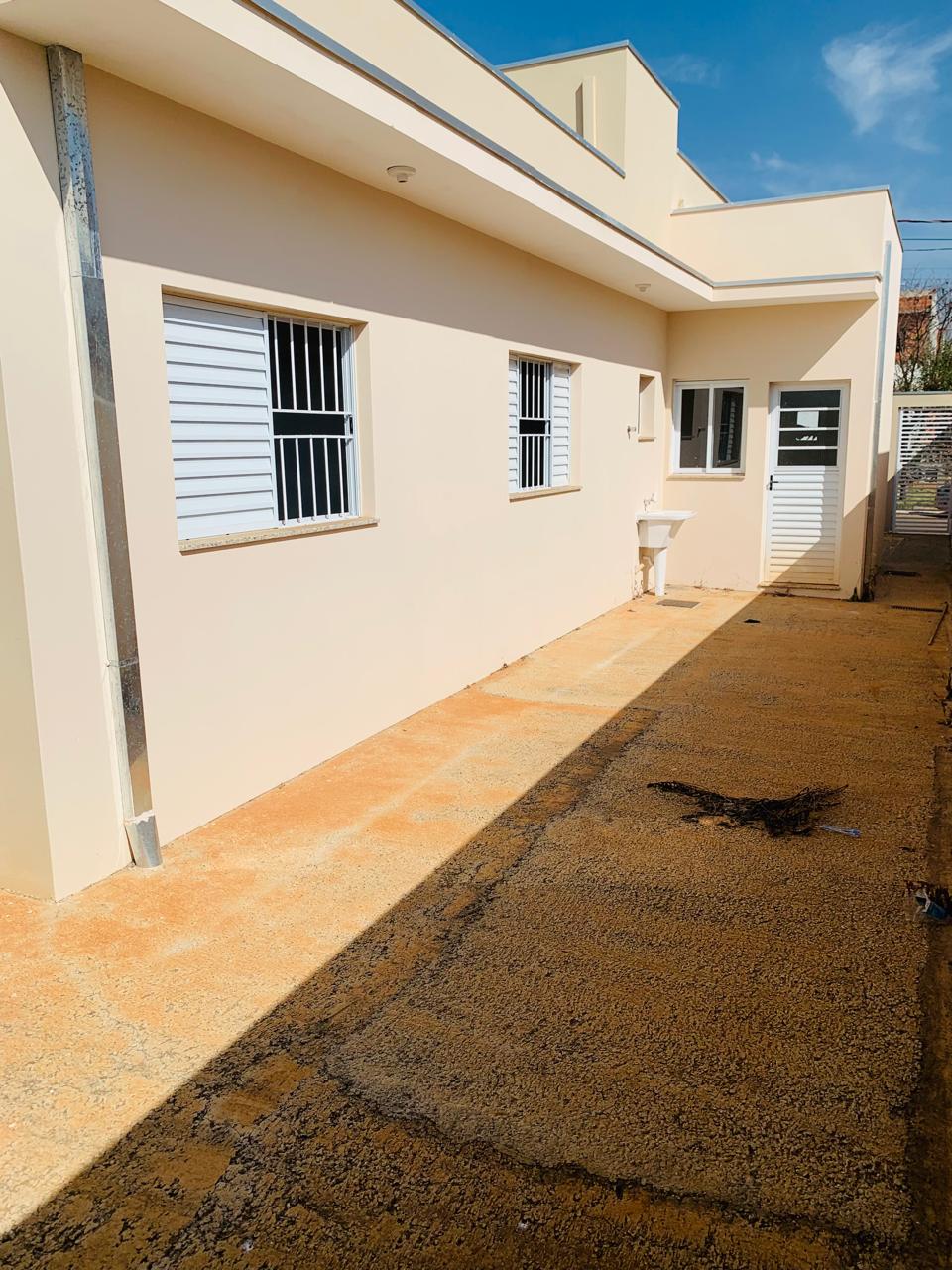 Casa à Venda no Bairro GSP, Boituva - 2 Dormitórios, R$ 300.000