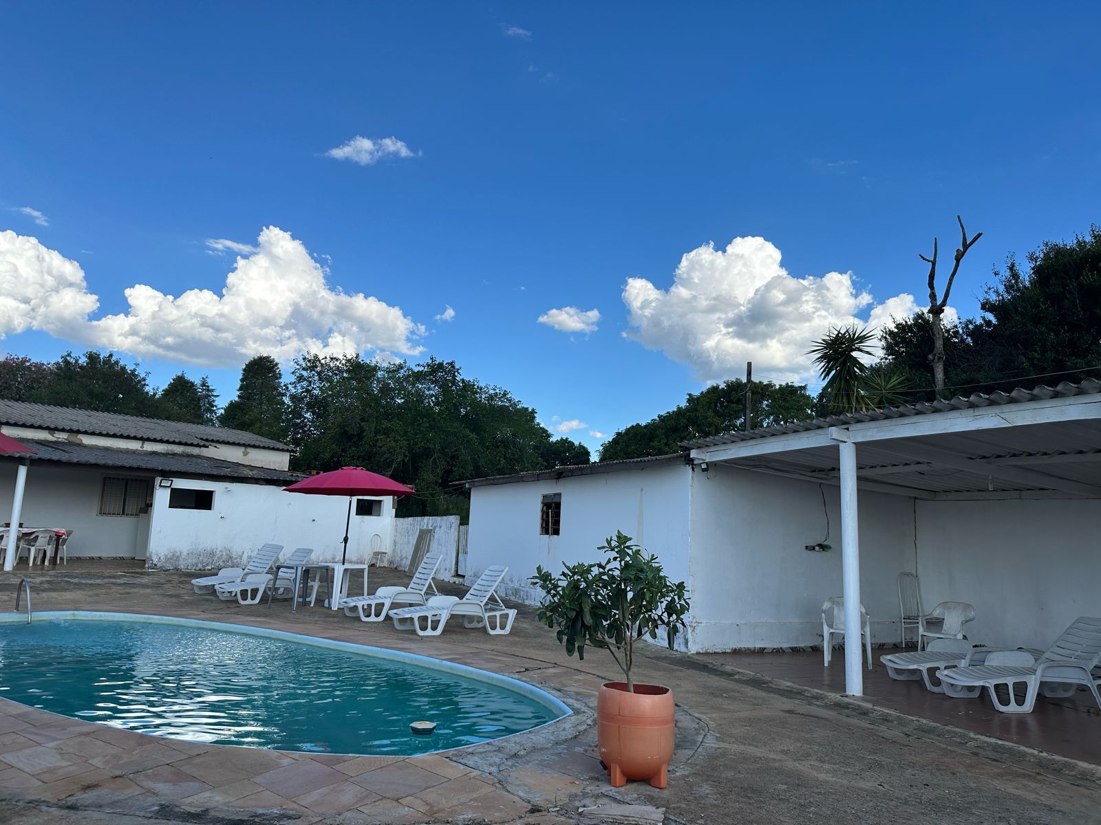 Maravilhoso Sítio à Venda em Porangaba - SP