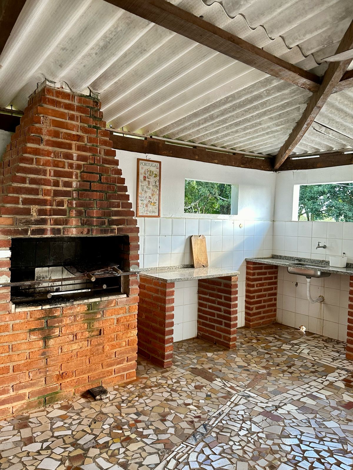 Maravilhoso Sítio à Venda em Porangaba - SP