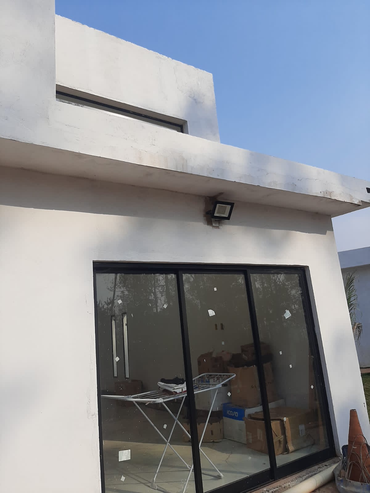 Residência Luxuosa com Vista Deslumbrante e 4 Suítes no Santa Barbara Resort - R$ 672 mil