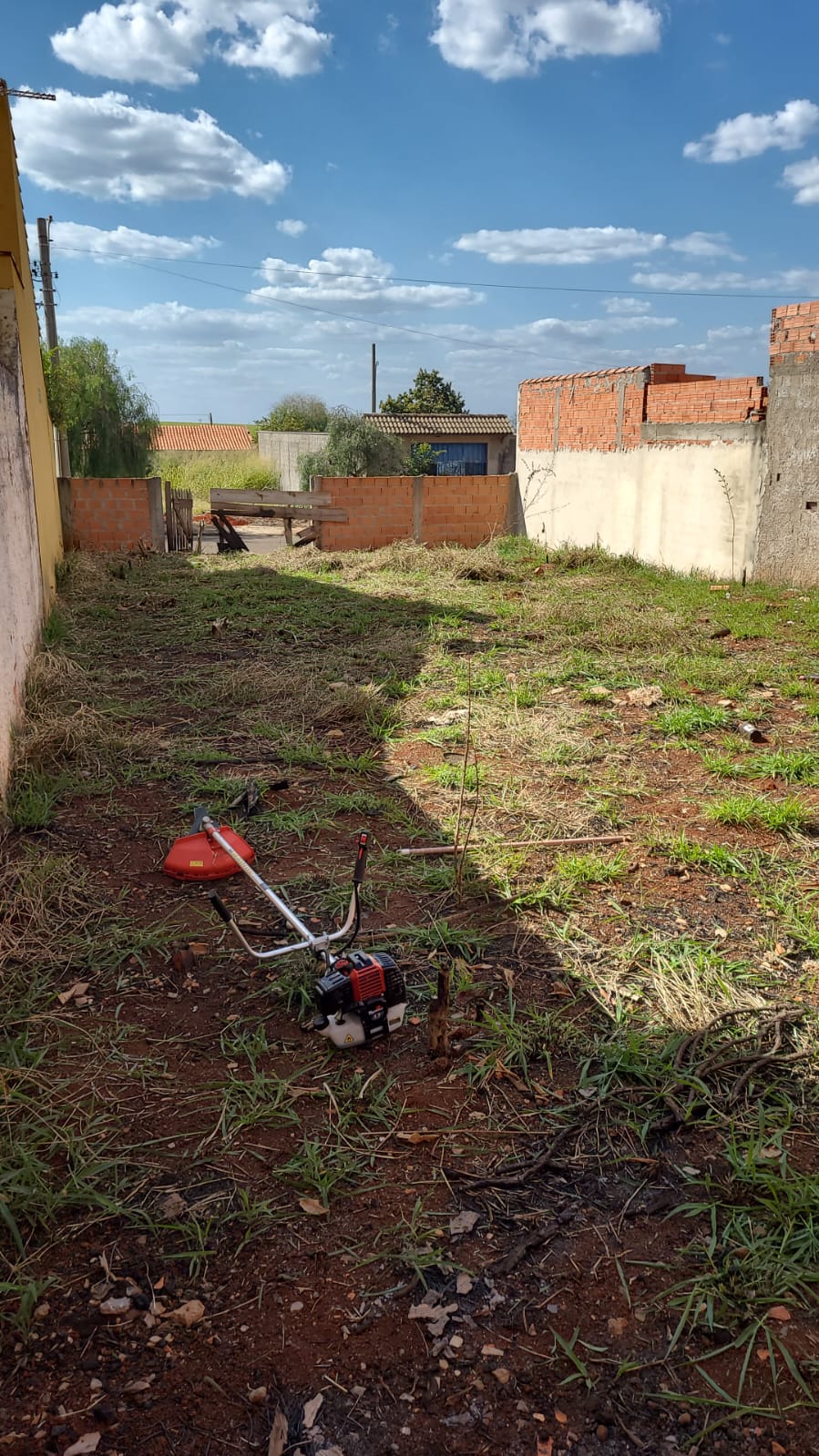 Terreno Plano de 250m², Todo Murado e Pronto para Construção no Bairro Astórias - Tatuí 