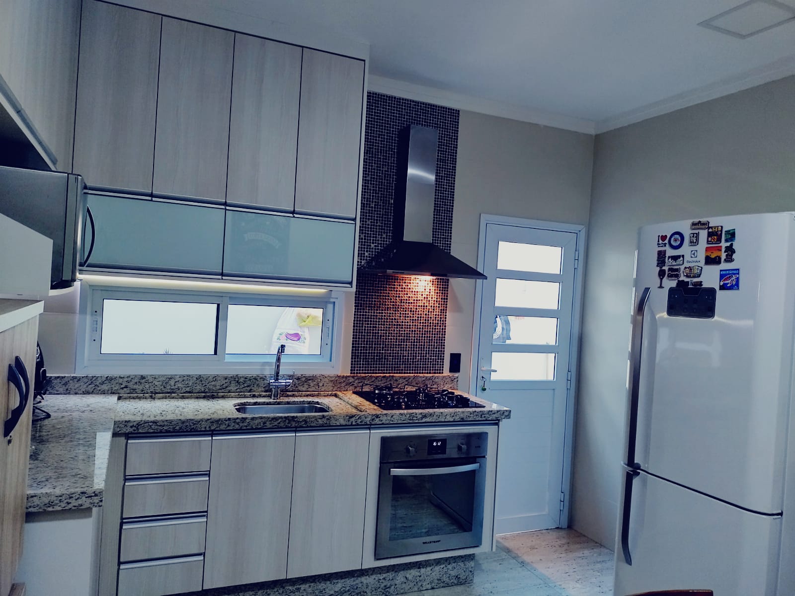 Casa Moderna e Completa com Placa Solar e 5 Ar-Condicionados na Av. Professora Zilah de Aquino - Tatuí 