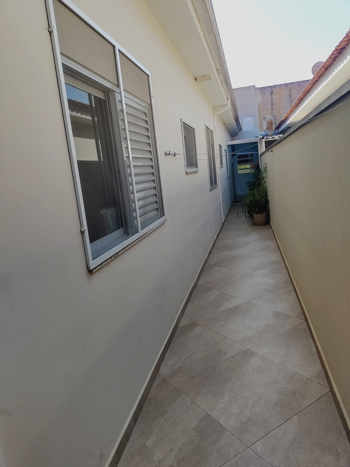 Casa Moderna e Completa com Placa Solar e 5 Ar-Condicionados na Av. Professora Zilah de Aquino - Tatuí 