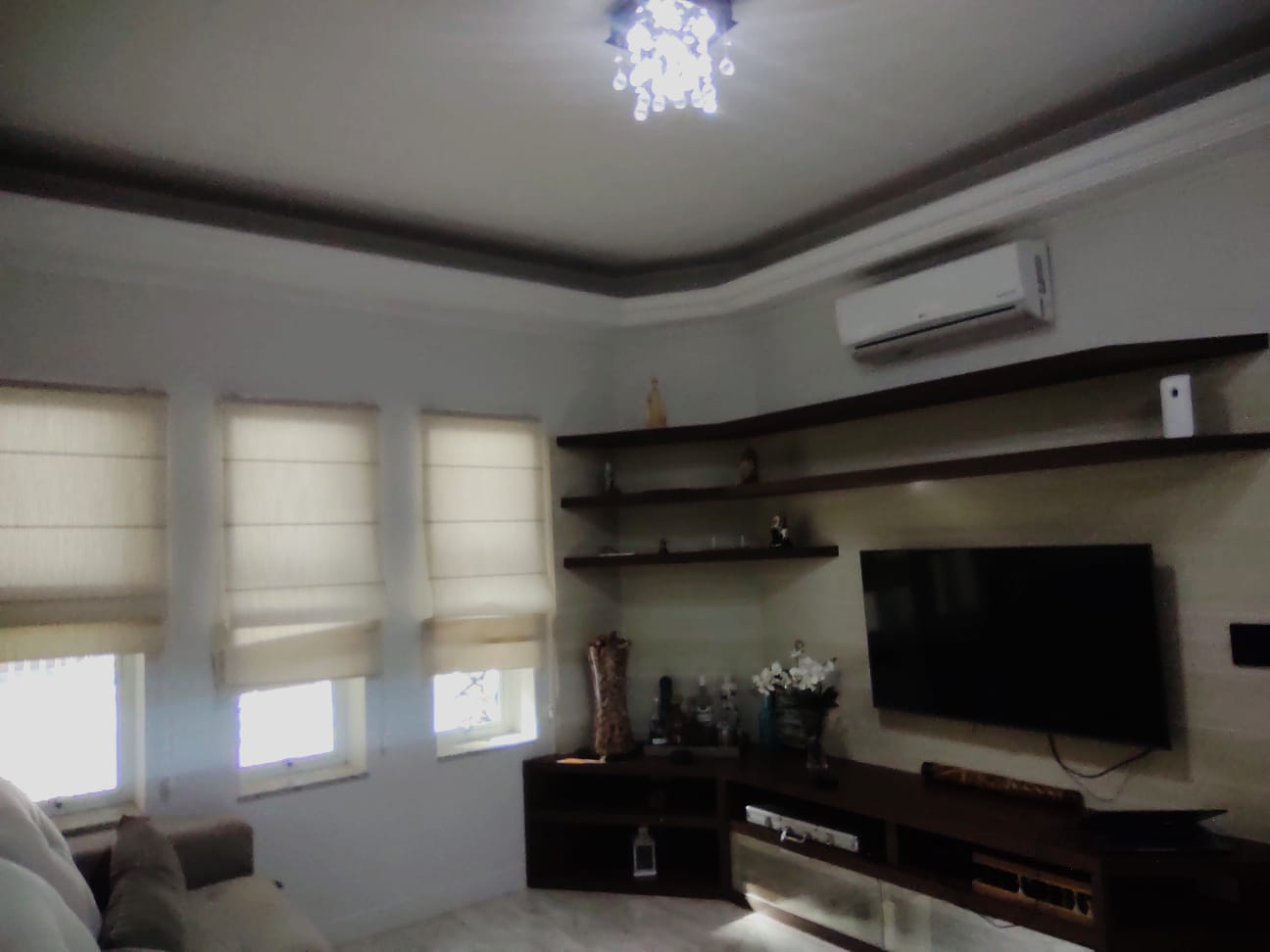 Casa Moderna e Completa com Placa Solar e 5 Ar-Condicionados na Av. Professora Zilah de Aquino - Tatuí 